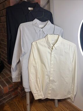 Bundle of 3 Calvin Klein Jeans Men’s Classic Fit Button-Down Shirts Size Medium